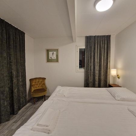 The Sleeping Bear Hotel Инари Екстериор снимка